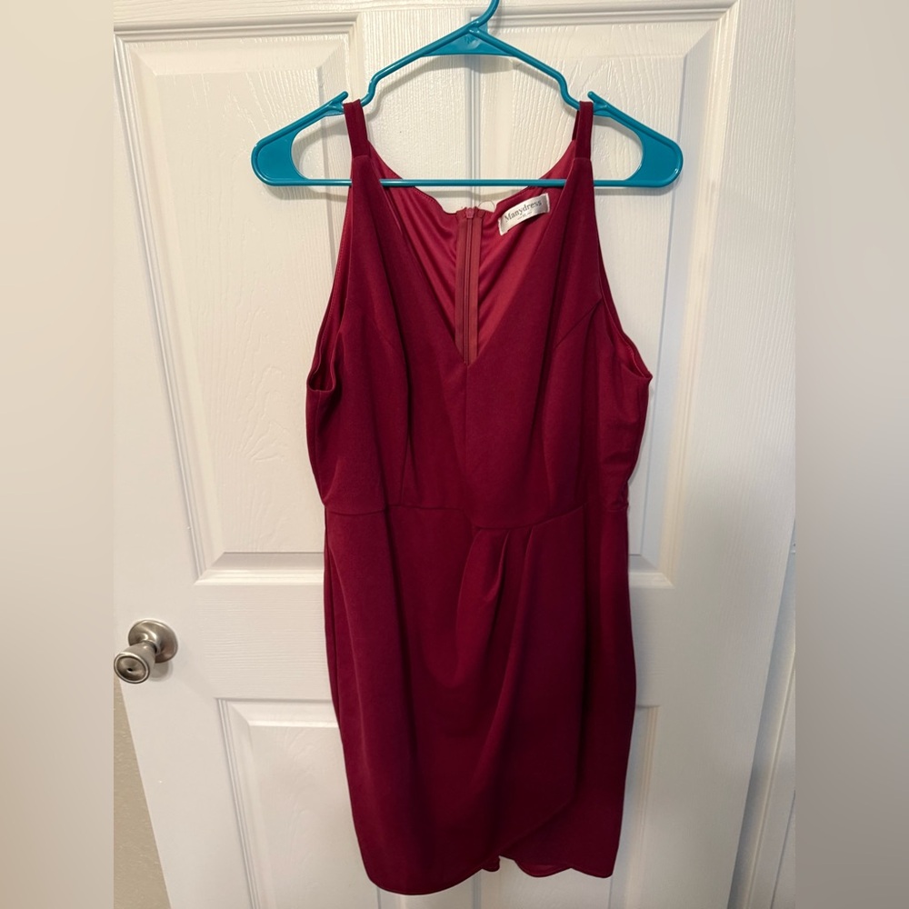 Elegant Burgundy Sleeveless Dress